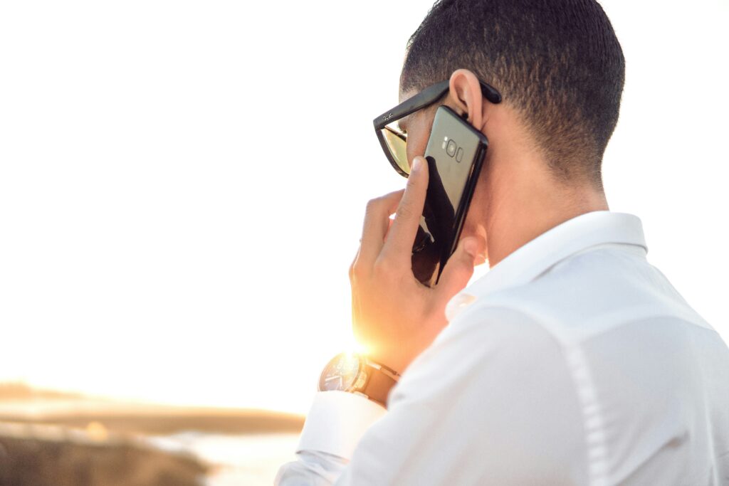 Mobilidade no atendimento ao cliente: Estratégias com Telefonia VoIP Mobilidade no atendimento ao cliente: Estratégias com Telefonia VoIP